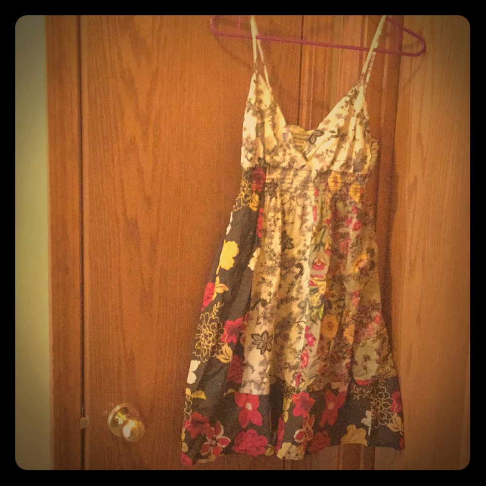 Cute summer time green and brown pink flower dress